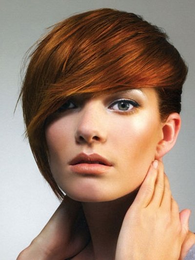 Universalnyj Bob Trend Prichesok Dlya Korotkih Volos Osen Zima 2011 2012 Ot Paul Stafford